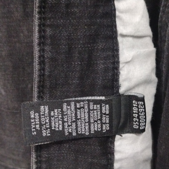 Jordan Craig Distressed Straight Jeans. Size 36X32 - Picture 7 of 8